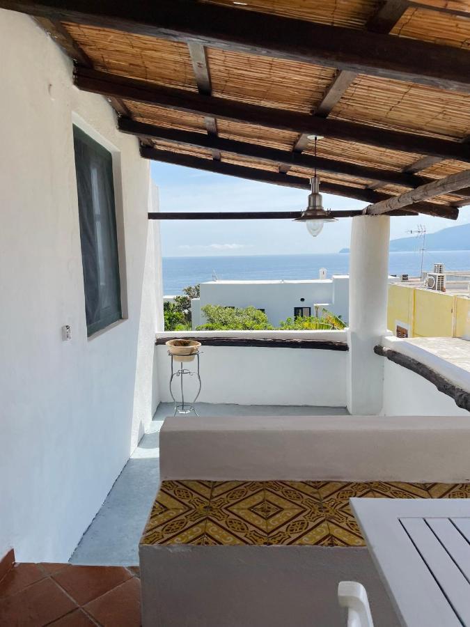 Villa Pomelia, Villa Nel Corso Di Santa Marina Salina A 50 Mt Dal Mare المظهر الخارجي الصورة